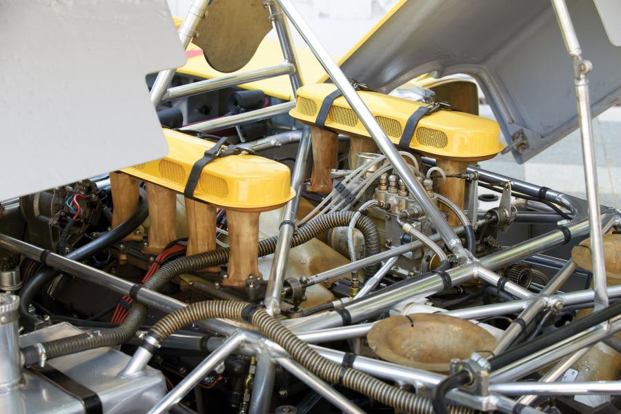 Моторный отсек Porsche 908/03 Spyder 1970 года  (фото 36 из 45)